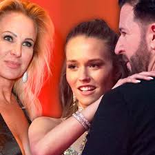 Doch es gibt da immer noch ein kleines problem, und das hat sechs buchstaben. Michael Wendler Warum Ex Claudia Hofft Dass Laura Muller Am Ende Nicht Norberg Heisst Bunte De