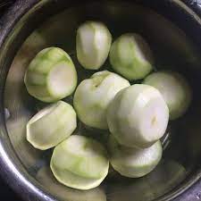This stuffed tinda gravy is a punjabi recipe of tinda or apple gourds in an onion tomato based gravy. Bharwan Tinda Recipe Stuffed Tinda Recipe Yummy Tummy