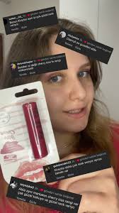 Tam olarak Nivea gibi olmasa da benziyor bu kesinlikle diğerlerinden daha  iyi bir şans verip denenebilir 🫶🏻💋 Sizce nasıl beğendiniz mi almayı  düşünüyor musunuz yorumlarda buluşalım💖 #lipbalm ...