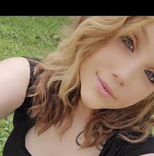 Can someone point me the right direction I am looking to get some boudoir  pictures taken who does them