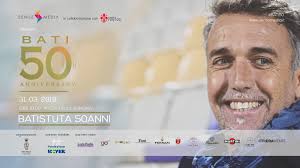 I would love to see a giovanni van bronckhorst icon card. El Numero Nueve Gabriel Batistuta Sensemedia