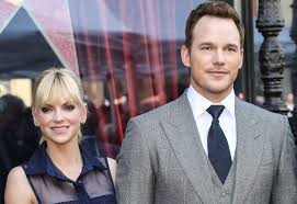 In the episode featuring guest star rachael bilson: Anna Faris Officiating Chris Pratt Katherine Schwarzenegger Wedding