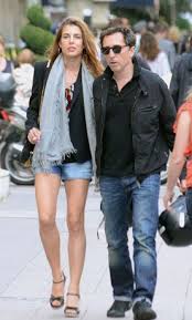 Gad elmaleh a officialisé sa relation avec charlotte casiraghi, fille de la princesse caroline de monaco. Charlotte Casiraghi Gad Elmaleh Google Search Charlotte Casiraghi Fashion Charlotte