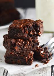 La Recette De Brownies Vegan Et Sans Sucre Ajoute Pour Satisfaire Tes Cravings De Chocolat One Bowl Brownies Salted Caramel Brownies Vegan Chocolate Brownies