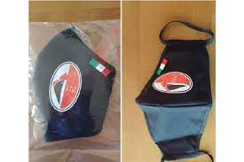 Settembre, ritorno in classe con mascherine, tamponi e vaccini. Bari Mascherine Con Il Logo Del Galletto Il Club Prodotti Non Ufficiali E Non Autorizzati La Bari Calcio