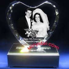 3d Crystal Heart For Wedding Anniversary Gifts Xl Our 3d Extra Large Diamond Crystal Centerpieces Wedding Engagement Gifts 50 Year Wedding Anniversary Gifts