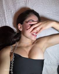 Aurora Becarelli Nude and Sexy Collection - Fappenist