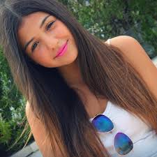 Cantora bárbara lopes lança clipe ponto de aluguel. Barbara Bandeira Barbarabnews Twitter