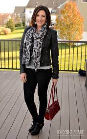 Holiday Outfit Ideas What To Wear For A Holiday Date Night Work Outfits Women Fashion Clothes Women Casual Work Outfits