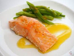 Salmon Cocinado Al Vacio Con Emulsion Y Aceite De Citricos Inspirado En Joan Roca Cena Romantica Casera Platos Con Pescado Cocinar Salmon
