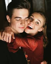 30 червня 1998, дніпропетровськ) — українська акторка та модель. Liza Vasilenko Couple Photos Movies Photo
