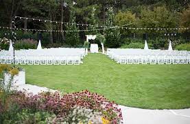 Mccrory gardens comprise of 25 acres of floral botanical gardens and 45 acres of arboretum. Venue Spotlight Mccrory Gardens In Brookings Sd Hitch Studio
