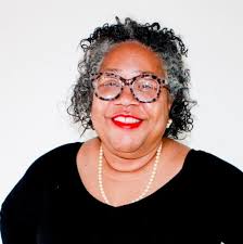 Brenda Mitchell's Instagram, Twitter & Facebook