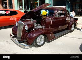 Image result for Bordeaux Maroon 1934 GMC