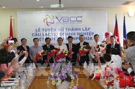 Không có bất ngờ nào diễn ra trong ngày sân hàng đẫy chứng kiến trận đấu đỉnh cao. Cau Láº¡c Bá»™ Doanh Nghiá»‡p Viá»‡t Nam Ra Máº¯t Táº¡i Campuchia
