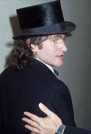 Happy Birthday,Robin. 🙏🎊🥳🎂