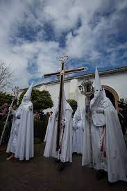 Check spelling or type a new query. En Fotos La Estacion De Penitencia De La Hermandad De La Paz En La Semana Santa De Sevilla 2018