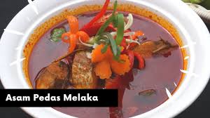 Sebut sahaja resepi asam laksa cina, terbayang dalam kepala kuah yang rasa cukup masam dengan asam keping tetapi diimbangi dengan rasa manis dan seterusnya pedas.tapi pedasnya tidak terlalu garang,cukup sekadar bermain di dalam mulut bersama aroma daun kesum,bunga kantang dan juga. Resepi Asli Asam Pedas Melaka