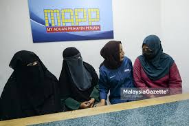 Hari ini, 17 ogos, genap menandakan 100 hari pertama pakatan harapan (ph) sebagai kerajaan persekutuan selepas memenangi pru14 tempoh hari. Tiga Ibu Tunggal Dakwa Tidak Dapat Bantuan Sewajarnya