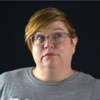 Sara Spradlin's Instagram, Twitter & Facebook