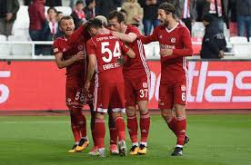 9 şubat 2020 tarihinde türkiye ligi maçları kapsamında karşılaşan sivasspor başakşehir özet izlemek için sitemizi ziyaret edebilirsiniz. Sivasspor 1 Basaksehir 0 Mac Sonucu Sivasspor Basaksehir Maci Ozeti