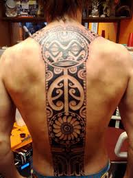 Idee Tatouage Soleil Polynesien Modele De Tattoo 365722