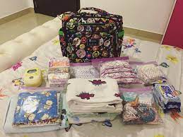 Anda perlu sediakan beberapa alatan dan keperluan menyusu yang lengkap. List Lengkap Barang Keperluan Newborn Baby Dan Ibu Ke Hospital Sebelum Bersalin Irine Nadia