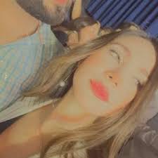 Julia Peralta 🌻 (@jules.0825)