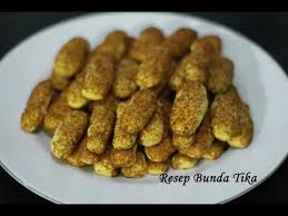 Selain itu, kue nastar kering juga sangat cocok disediaan sebagai jajanan sebab kita bisa dengan mudah membuat kue kering nastar di rumah. Resep Kue Kering Palm Cheese