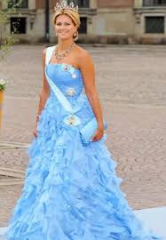 Prinsessan madeleine med familj önskar med denna bild en glad andra advent. Der Style Von Prinzessin Madeleine Prinzessin Madeleine Prinzessin Madeleine Von Schweden Konigliche Kleider