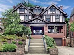1900 Tudor In Pittsburgh Pennsylvania Captivating Houses Houses In Dallas Texas Tudor House English Tudor Homes