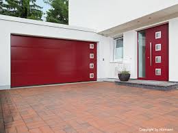 Sektionaltor Mit Edelstahl Applikationen Und Glasveredelungen Garagentor Design Fur Zuhause Haus