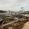 Cancún se encuentra en alerta amarilla por la inminente llegada del huracán delta, por lo que desde la asociación de hoteles de cancún y puerto morelos han alertado que todos los turistas deberán ser movilizados a los refugios este martes. 3