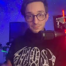 no internet out everywhere w/ @jadudala !!, really trying to show my face 