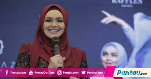 Siti nurhaliza telah melahirkan anak kedua dari datuk khalid mohammed jiwa pada 7 ramadan 1442h atau 19 april 2021 hari ini. Pengorbanan Besar Siti Nurhaliza Gelar Konser Di 4 Negara Harus Rela Tinggalkan Anak