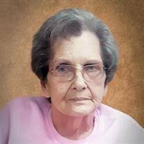 Faye Beavers's Instagram, Twitter & Facebook