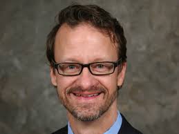 Sutton leads Proctor in Democratic primary for Municipal Court judge