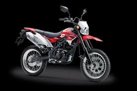 Gambar modifikasi motor klx 250cc; Seger Kawasaki D Tracker Punya Dua Warna Baru Nih Gridoto Com
