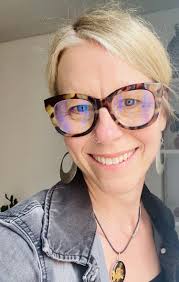 Artist Spotlight: Aris Moore