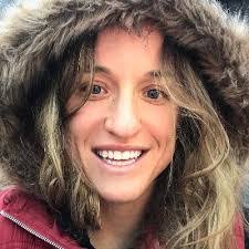 Tracy Crowell's Instagram, Twitter & Facebook