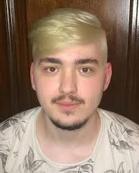 Best hairstyles and haircuts for men with round faces. 62 Hairstyles For Round Faces Men What You Can Learn From Them