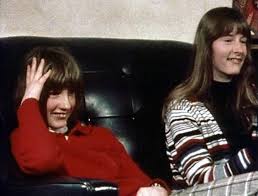 Jahrhundert dem teufel ein kind geopfert haben soll. Anfield Ist Eine Wahre Geschichte Ed Und Lorraine Warren Beruhmte Paranormale Untersuchungen Annabelle Familie Perron Amityville Anfield Poltergeist Wie Alles Begann