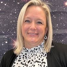 Jacqueline Howe's Instagram, Twitter & Facebook