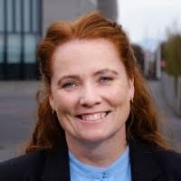 Edda Leon's Instagram, Twitter & Facebook