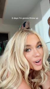 Lucky Megan Moroney Emoji Lyrics