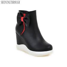 Home rundo chaussures femmes bottes & bottines femmes bottines femmes bottine femme noir a talon compense. Shiningthrough Bottines Compensees A Talons Compenses Bottines Sexy Pour Femmes Chaussures Dames Noires Automne 2018 Aliexpress