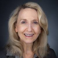 Cassie Elwell's Instagram, Twitter & Facebook