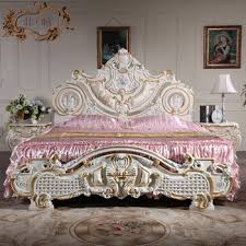 The President Suit Furniture Solid Wood Baroque Leaf Gilding Bed Classic Bedroom Furniture Luxurious Bedrooms Luxury Italian Furniture