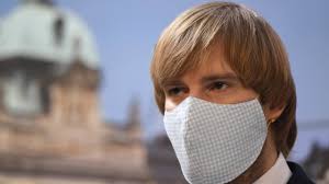 Nouzový stav je krizový stav, který může vyhlásit vláda nebo premiér a tím omezit svobodu občanů. Nouzovy Stav V Cesku Potrva Do Nedele 17 Kvetna Omezeni Chceme Zachovat I Potom Prohlasil Babis Hospodarske Noviny Ihned Cz