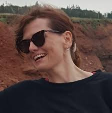 What shampoo is good for dry hair and unknown allergies?